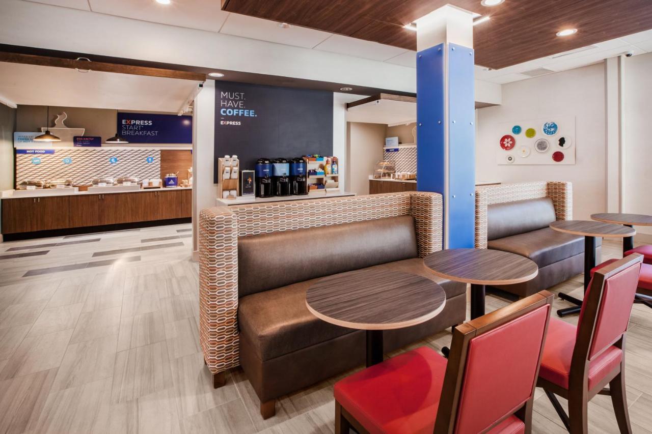 Holiday Inn Express & Suites - Stafford Nw - Sugar Land By Ihg Extérieur photo