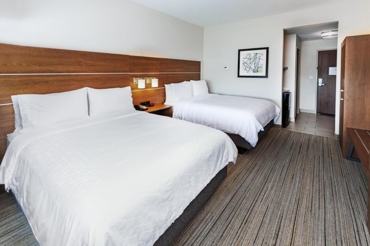 Holiday Inn Express & Suites - Stafford Nw - Sugar Land By Ihg Extérieur photo